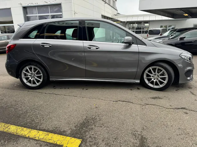 MERCEDES-BENZ B 220 CDI Swiss Star Edition AMG Line 4Matic