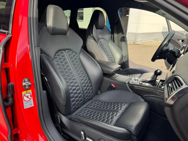 AUDI RS6 Avant 4.0 TFSI V8 quattro Tiptronic