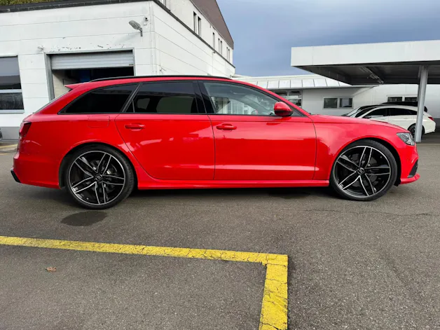 AUDI RS6 Avant 4.0 TFSI V8 quattro Tiptronic