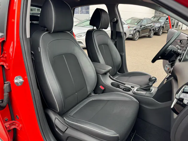 HYUNDAI Kona 1.6 GDi HEV Amplia DCT