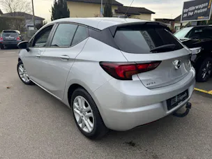 OPEL Astra 1.2i Turbo Edition