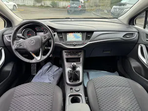 OPEL Astra 1.2i Turbo Edition