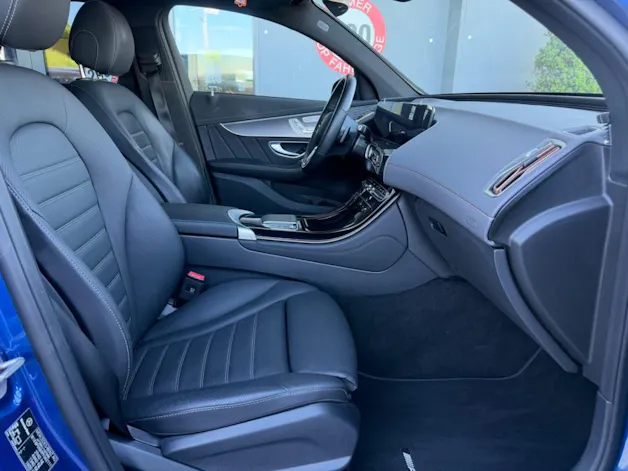 MERCEDES-BENZ EQC 400 AMG Line 4Matic