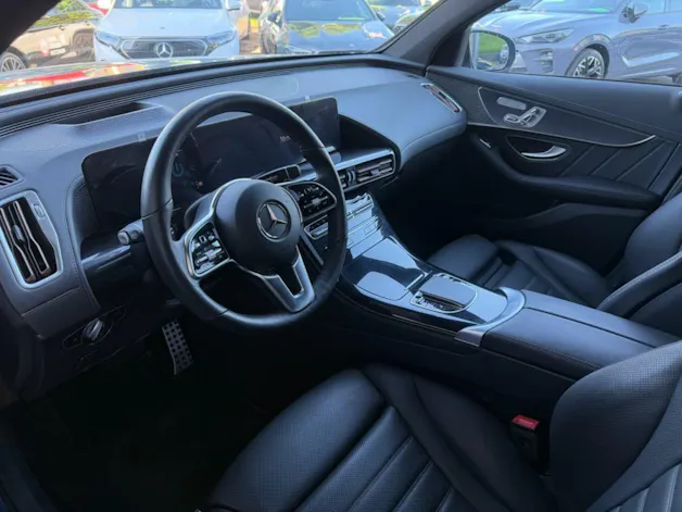 MERCEDES-BENZ EQC 400 AMG Line 4Matic