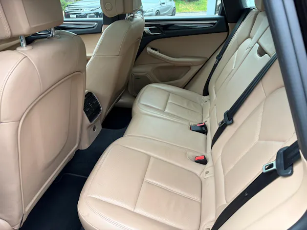 PORSCHE Macan S PDK