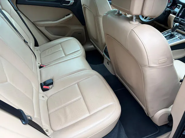 PORSCHE Macan S PDK
