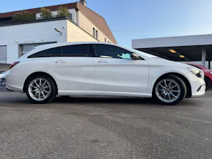 MERCEDES-BENZ CLA Shooting Brake 220 Urban 4Matic 7G-DCT