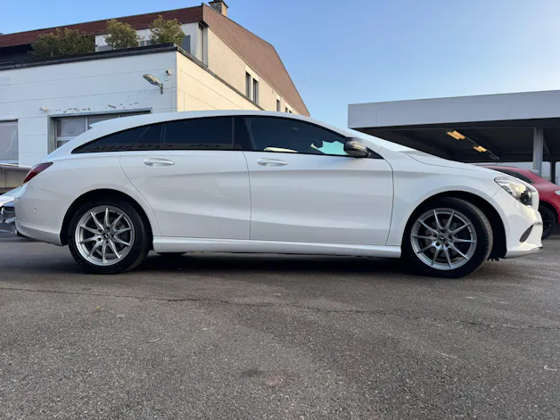 MERCEDES-BENZ CLA Shooting Brake 220 Urban 4Matic 7G-DCT