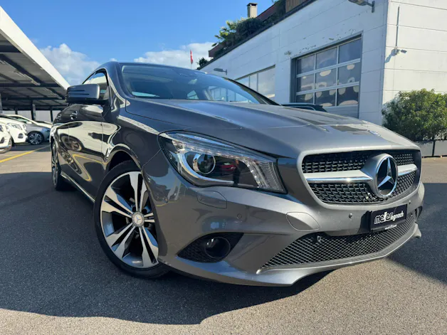 MERCEDES-BENZ CLA 200 Urban