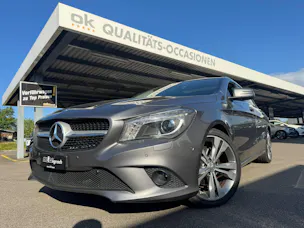 MERCEDES-BENZ CLA 200 Urban