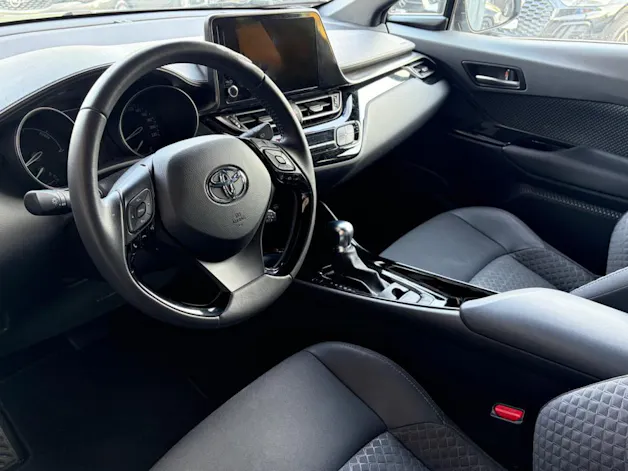 Toyota C-HR 1.8 HSD CVT Trend