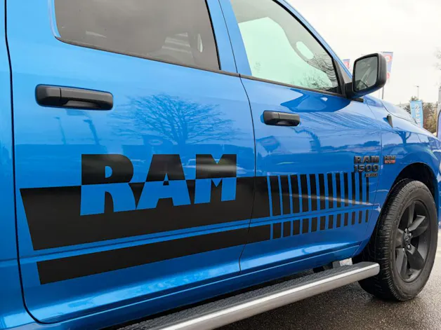 DODGE RAM 1500 Classic 5.7 HEMI 4x4
