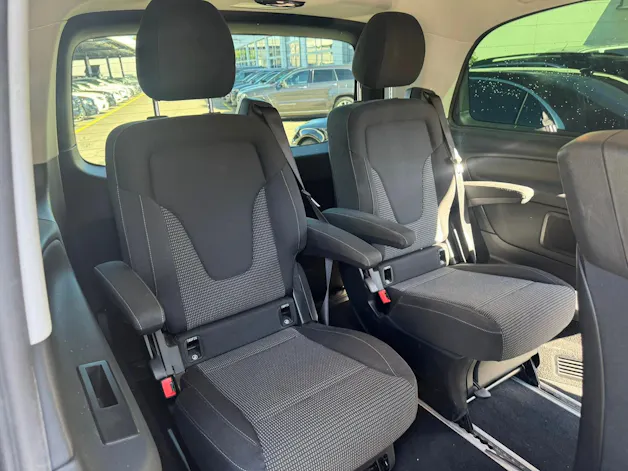MERCEDES-BENZ V 300 d kompakt 4Matic 9G-Tronic
