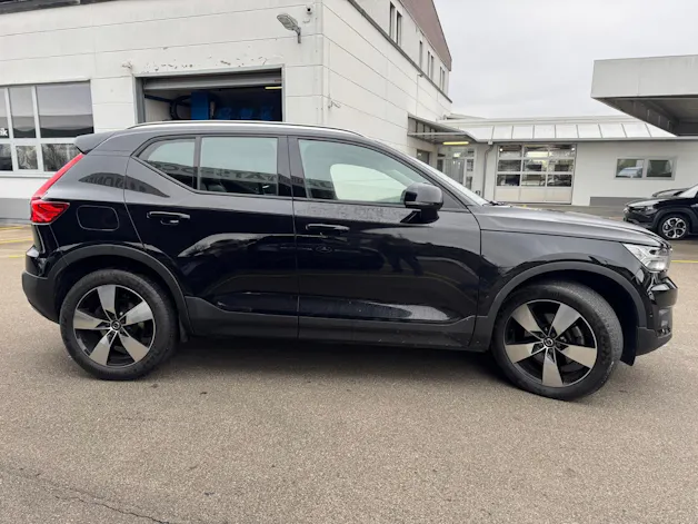 VOLVO XC40 T5 AWD Momentum Geartronic