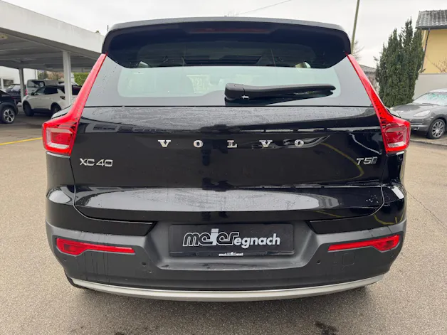 VOLVO XC40 T5 AWD Momentum Geartronic