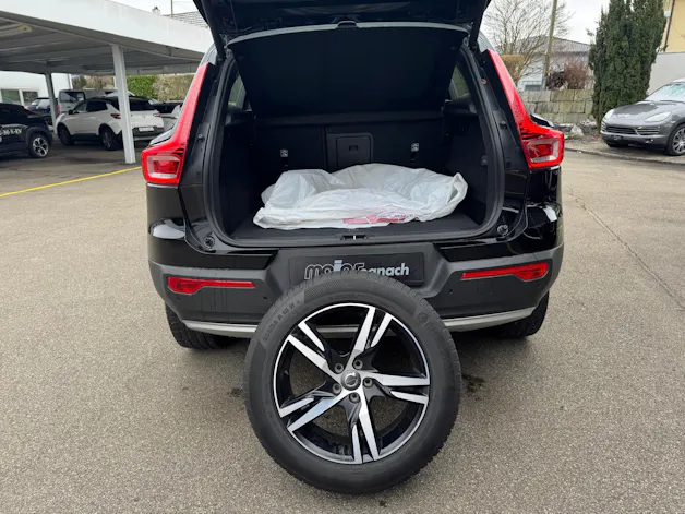 VOLVO XC40 T5 AWD Momentum Geartronic