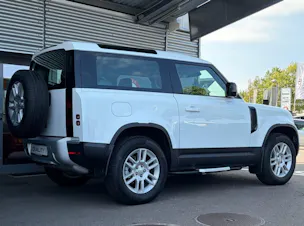 Land Rover Defender 90 3.0 D I6 200 S
