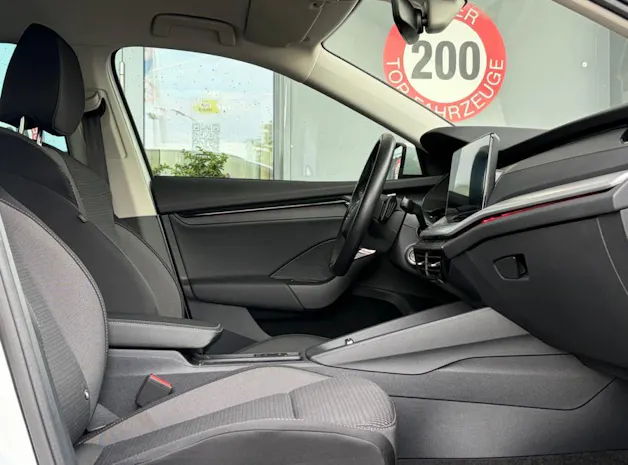 SKODA Octavia Combi 2.0 TDI DSG Ambition