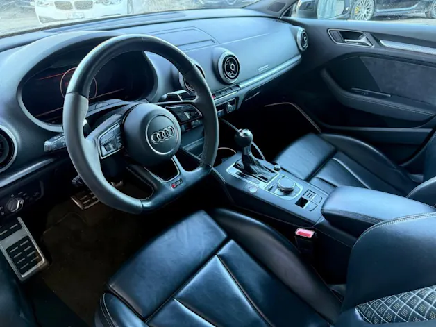 AUDI RS3 Sportback 2.5 TSi quattro