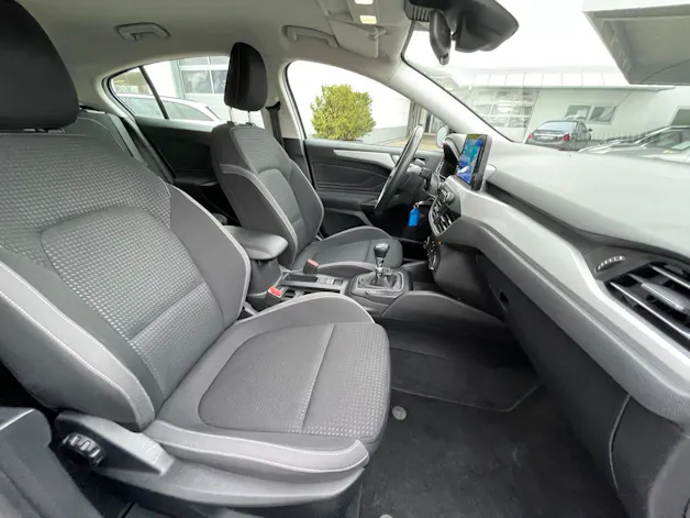 FORD Focus 1.0 SCTi Business