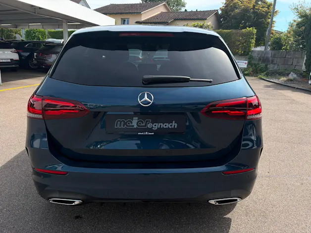 MERCEDES-BENZ B 220 4Matic AMG Line 7G-DCT