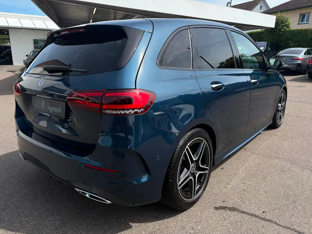 MERCEDES-BENZ B 220 4Matic AMG Line 7G-DCT