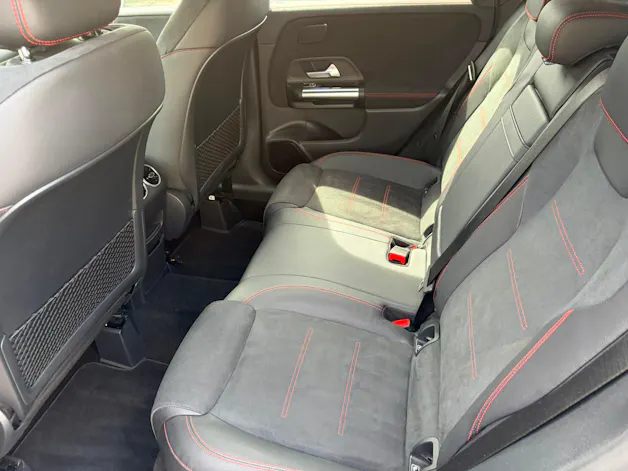 MERCEDES-BENZ B 220 4Matic AMG Line 7G-DCT
