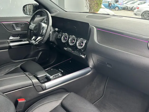 MERCEDES-BENZ GLA 35 AMG 4Matic 8G-Speedshift DCT