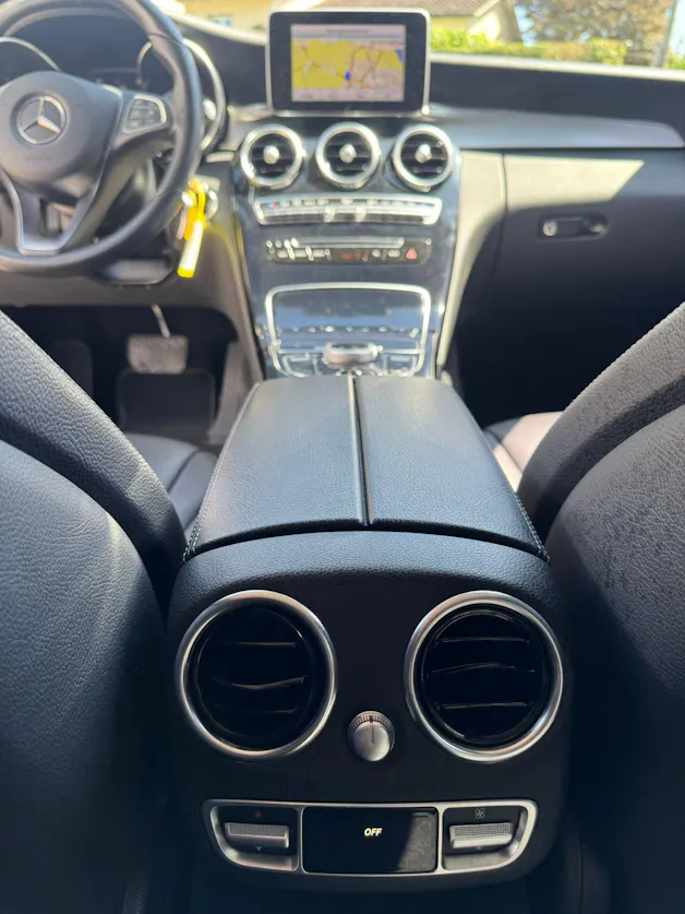 MERCEDES-BENZ C 250 BlueTEC Avantgarde 4Matic 7G-Tronic