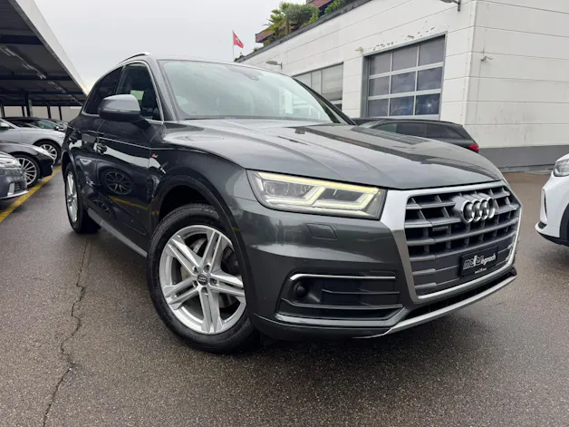 AUDI Q5 40 TDI sport quattro S-tronic