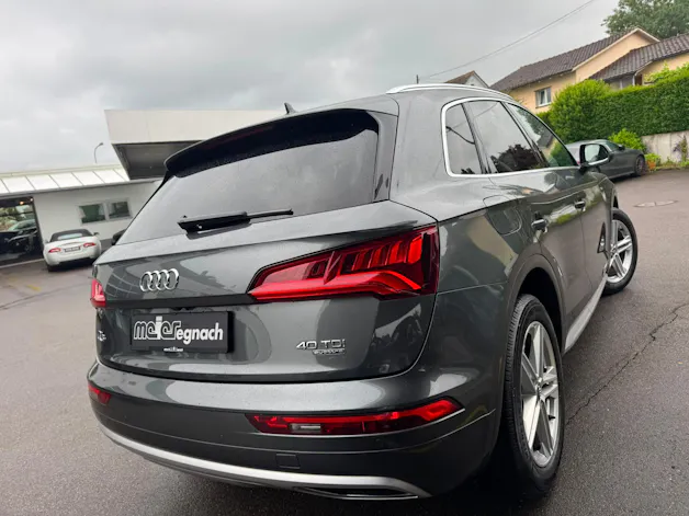 AUDI Q5 40 TDI sport quattro S-tronic