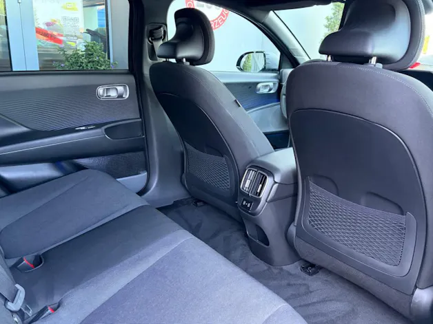 HYUNDAI Ioniq 6 77kWh Amplia