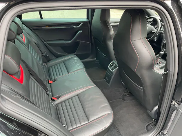 SKODA Octavia Combi 2.0 TDI RS 4x4 DSG