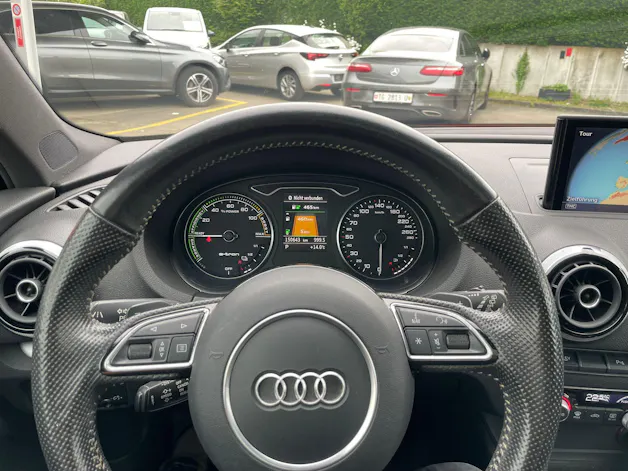 AUDI A3 Sportback 1.4 e-tron Ambition S-tronic