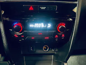 Suzuki Vitara 1.4 Boosterjet Compact + Hybrid 4x4