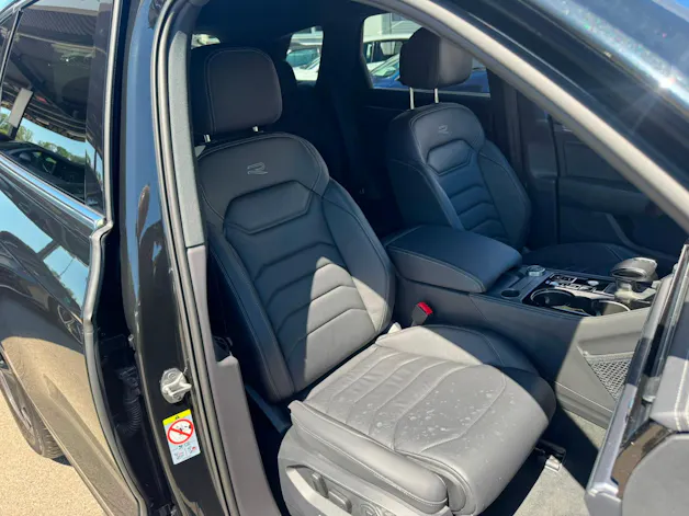 VW Touareg 3.0 TDI R-Line Tiptronic