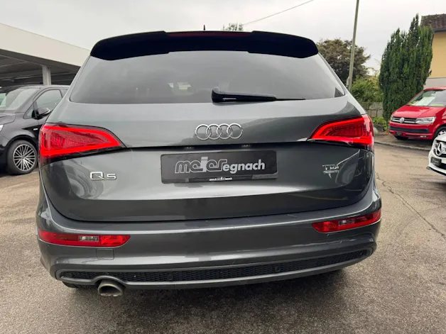 AUDI Q5 2.0 TDI quattro S-tronic