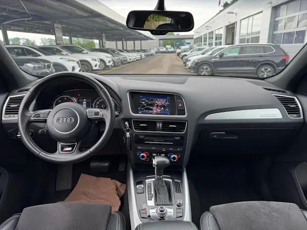 AUDI Q5 2.0 TDI quattro S-tronic