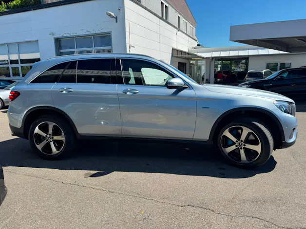MERCEDES-BENZ GLC 350 e Exclusive 4Matic 7G-Tronic