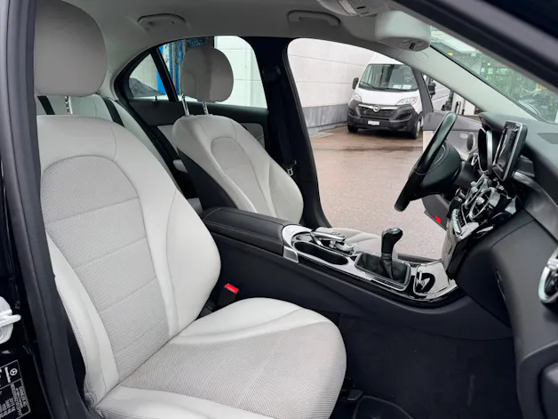 MERCEDES-BENZ C 200 Avantgarde