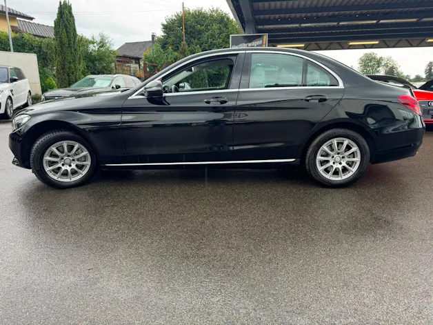 MERCEDES-BENZ C 200 Avantgarde