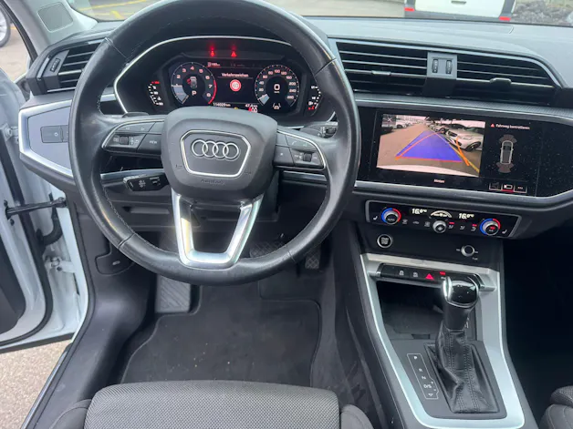 AUDI Q3 35 TFSI S line Attraction S-tronic