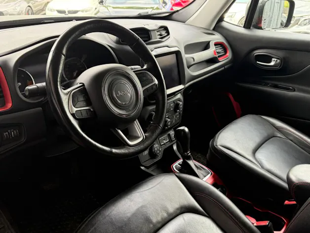 JEEP Renegade 2.0 MJ Trailhawk AWD + Low Range 9ATX