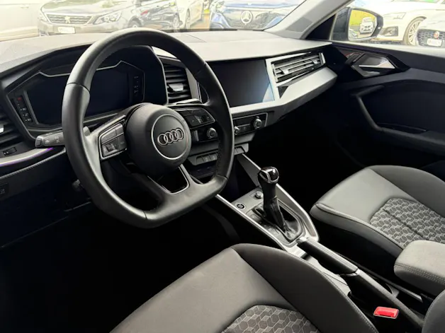 AUDI A1 Sportback 30 TFSi S Line Black Edition