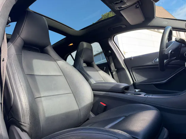 MERCEDES-BENZ GLA 250 AMG Line 4Matic 7G-DCT