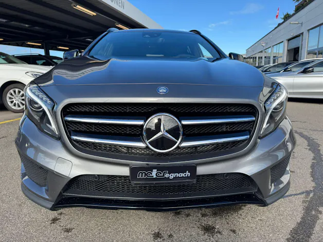 MERCEDES-BENZ GLA 250 AMG Line 4Matic 7G-DCT