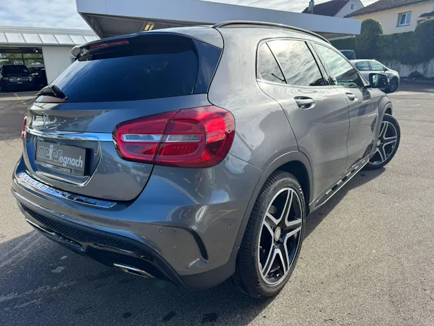 MERCEDES-BENZ GLA 250 AMG Line 4Matic 7G-DCT