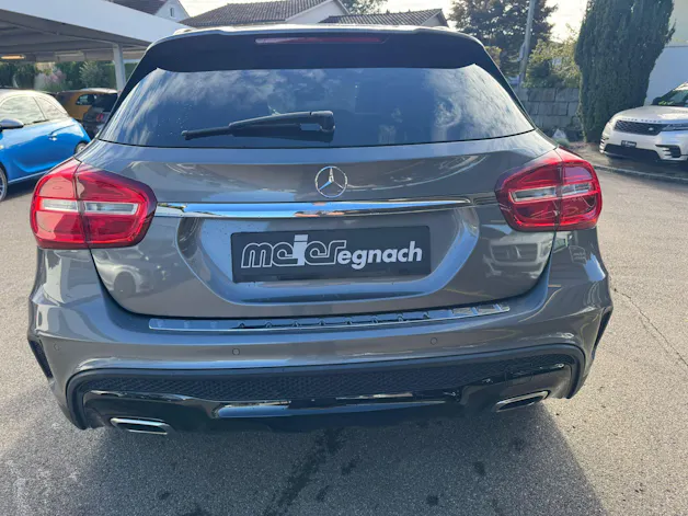 MERCEDES-BENZ GLA 250 AMG Line 4Matic 7G-DCT