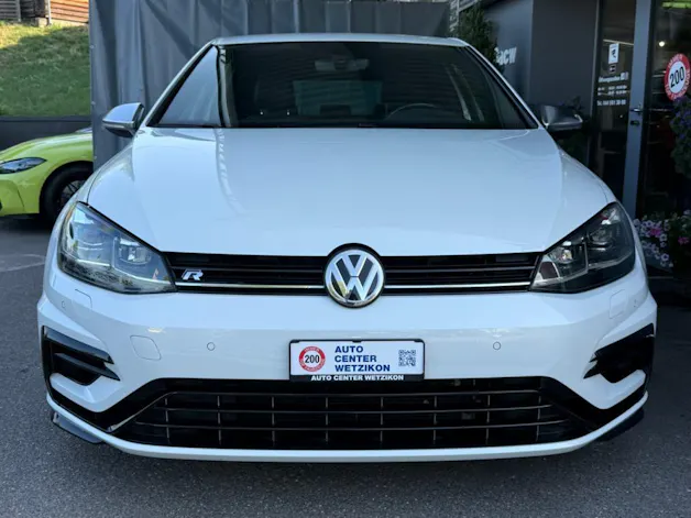 VW Golf VII 2.0 TSi R 4M