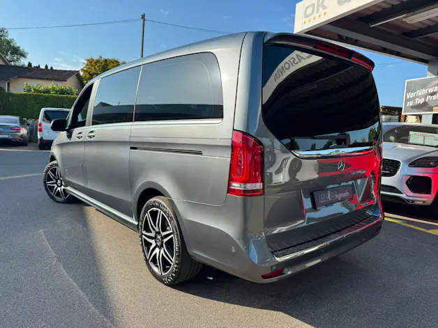 MERCEDES-BENZ V 300 d lang Avantgarde 4Matic 9G-Tronic